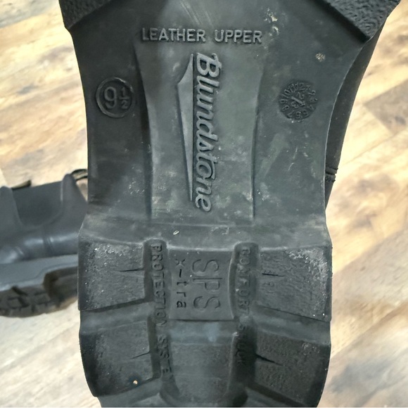 Blundstone Boots Men’s 9.5 AU 10.5 US Black Leather Chelsea Slip On - Picture 8 of 8